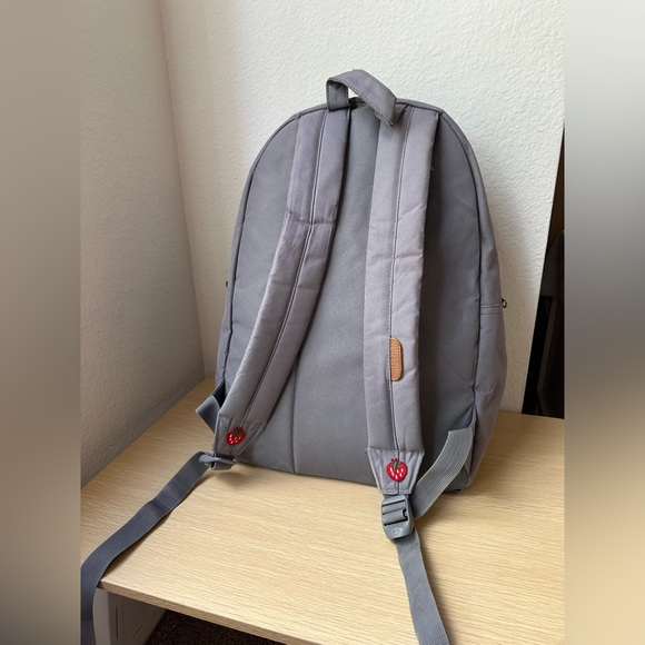 Herschel Settlement backpack in gray with totoro and strawberry patches - Picture 3 of 8